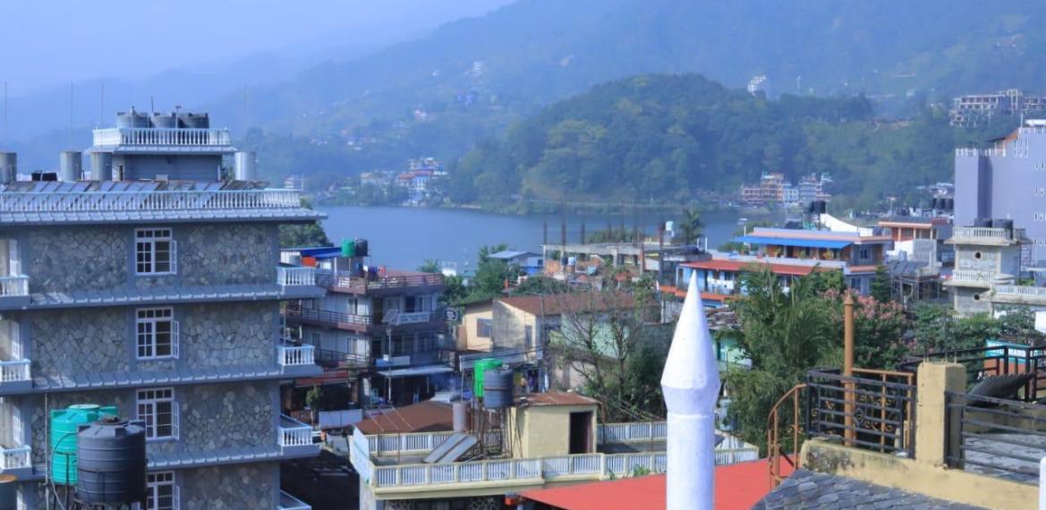 Deluxe AC Room with Breakfast (Double Bed)